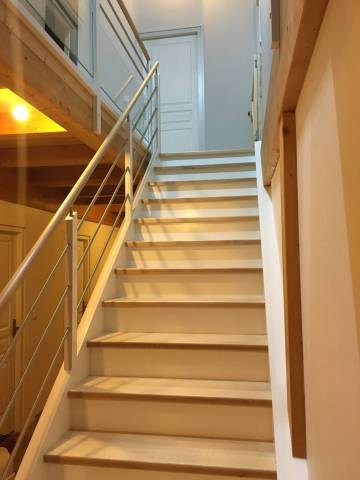 Escalier double limon avec contre-marches