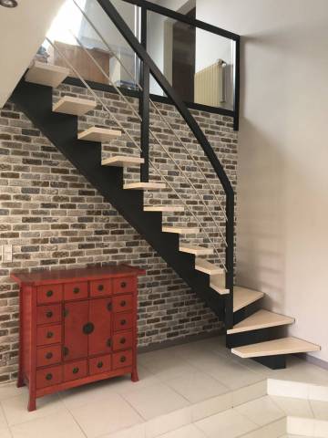 Escalier limon central