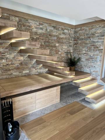 Marches d'escalier et meuble en chêne