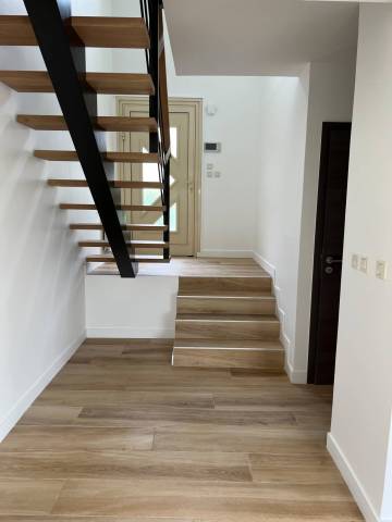 Escalier sur-mesure limon central