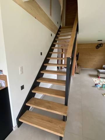 Escalier double limon en hêtre