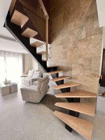 Escalier sur mesure limon central