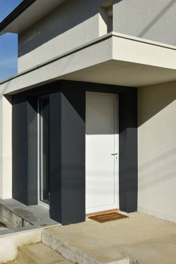 Porte d'entrée en PVC