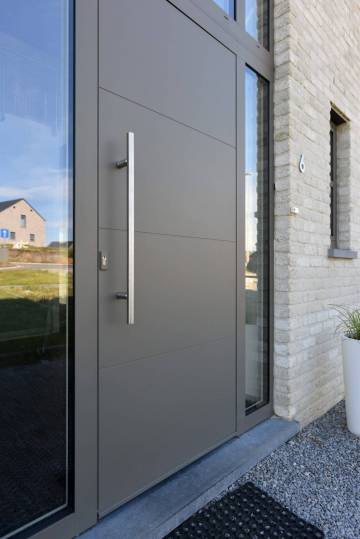 Porte d'entrée aluminium