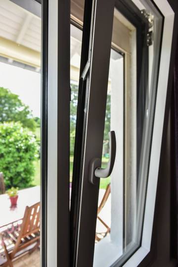 Fenêtre en aluminium