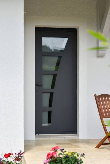 Porte d'entrée en aluminium